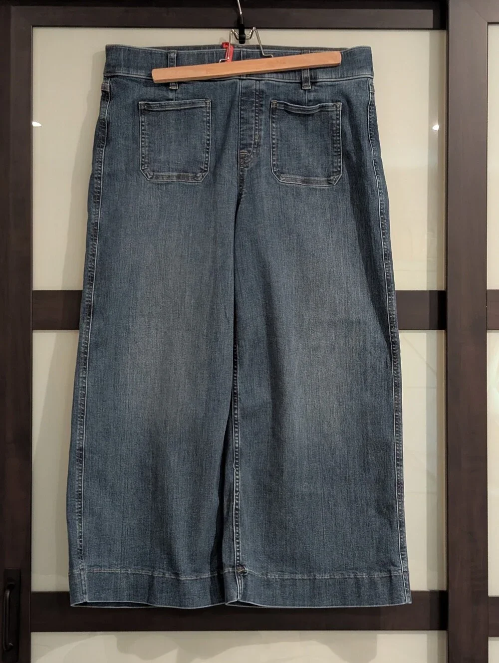 Spanx Cropped Wide Leg Stretchy Jeans - Picture 3 of 3
